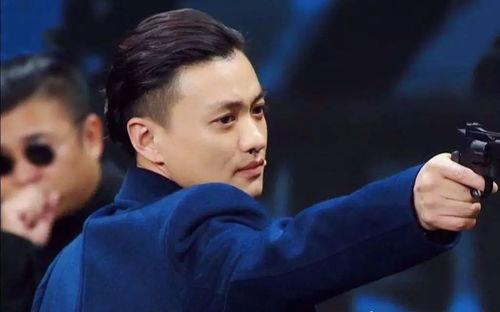 娱乐圈的吃瓜影帝一口气看完,影帝一口气吃尽瓜料,揭秘幕后真相